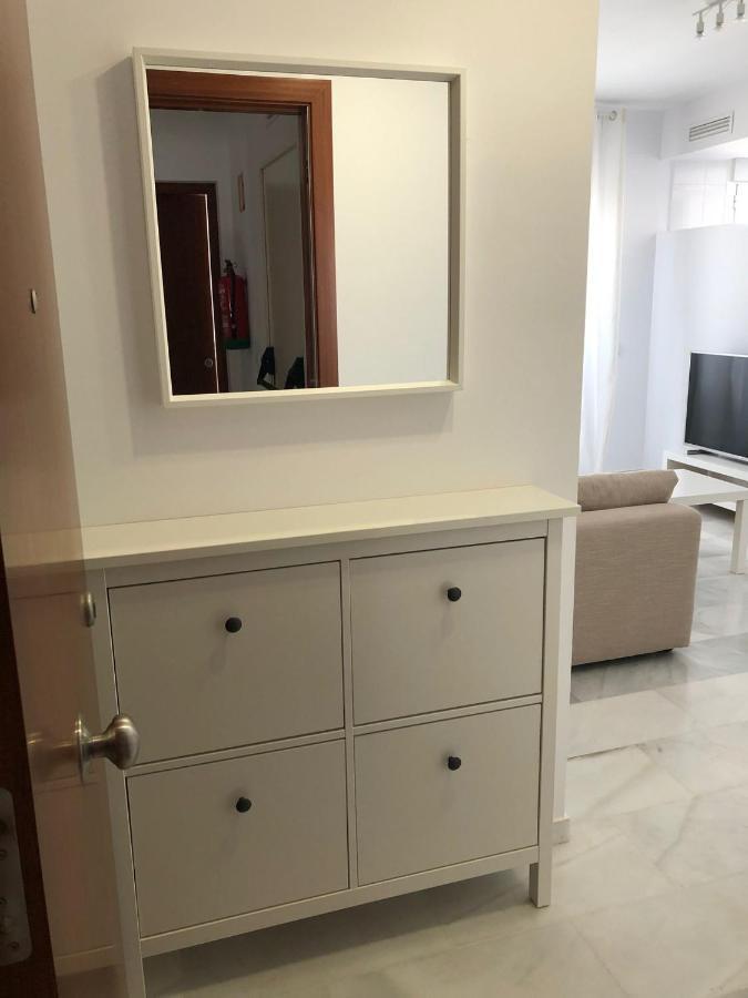 Atico 1 Dormitorio Con Terraza En Calle Vicente Aleixandre กาดิซ ภายนอก รูปภาพ