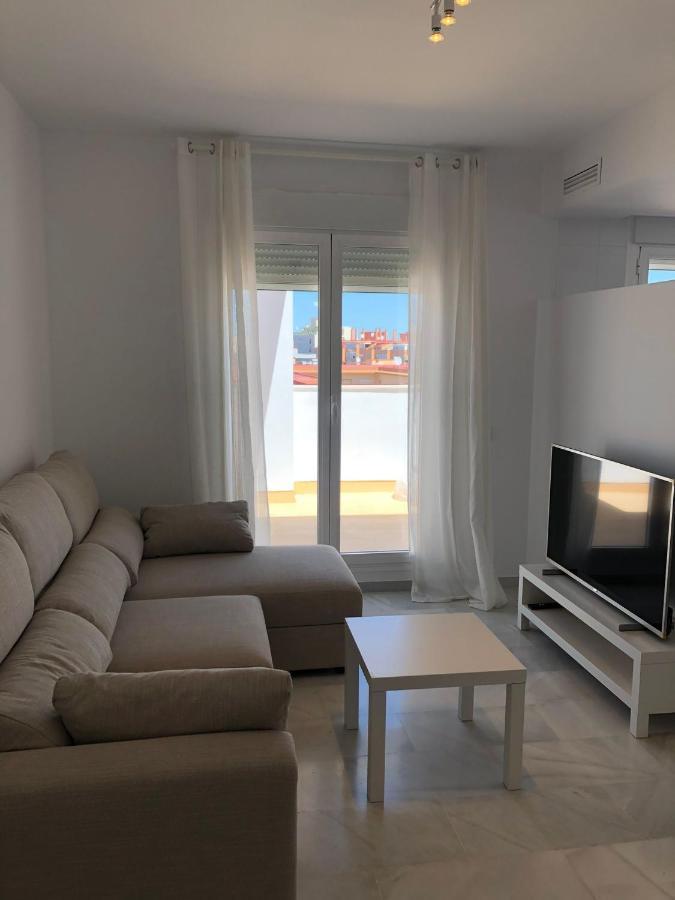 Atico 1 Dormitorio Con Terraza En Calle Vicente Aleixandre กาดิซ ภายนอก รูปภาพ